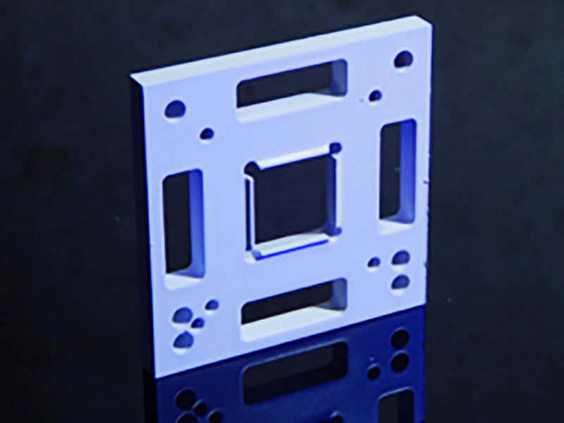 Shaping and cutting plastics